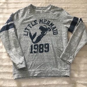 💜 3/$25 Disney’s Little Mermaid sweatshirt Medium